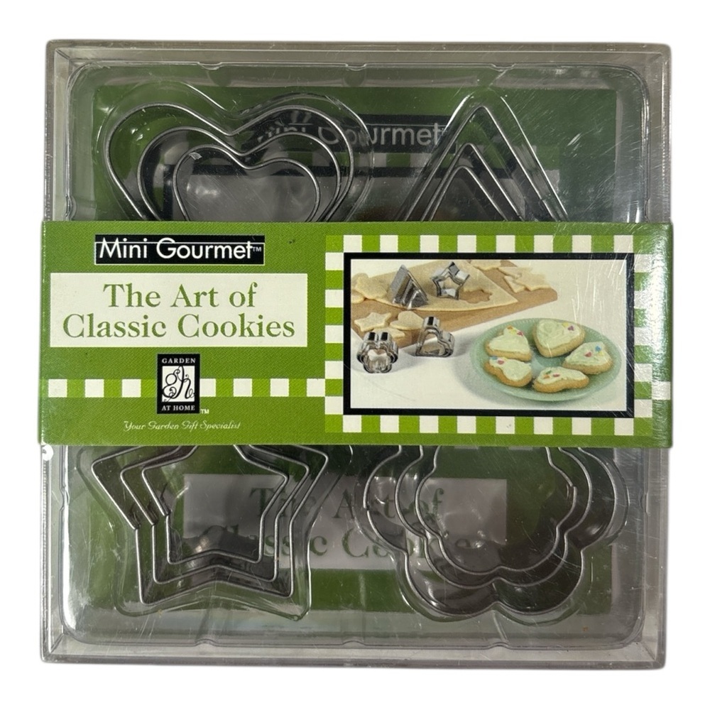 Art of Classic Cookies Cutter Mini Graduating Sizes Flower Heart Star Triangle